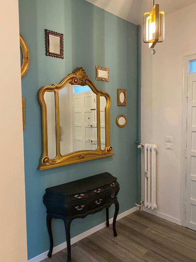 Aurora Flowers - Two Rooms And Free Parking Near Center And Train Station Modena Kültér fotó